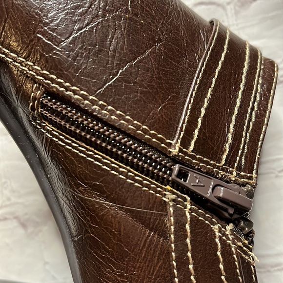 A2 by Aerosoles. Brown ankle boots. Women’s size 9 - Picture 7 of 14